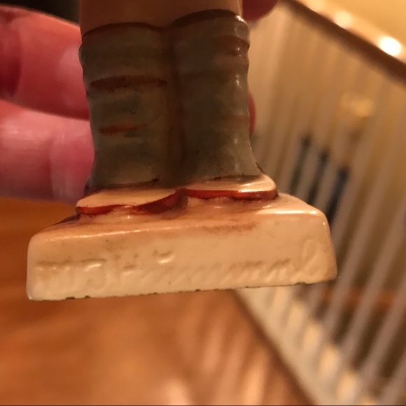 Authentic German Hummel it’s called “Little helper” This TMK-1 is 4 1/4” - Picture 7 of 9